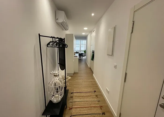 Oktheway Real Historic Small Daire *